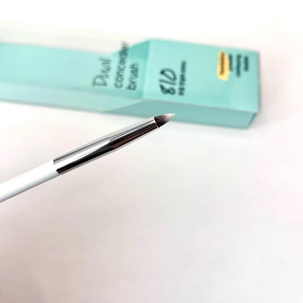 Fillimilli Dual Concealer Brush 810 - Çift Yönlü Kapatıcı Fırçası - Fillimilli - Vionine