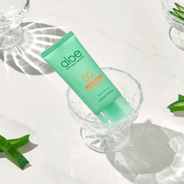 Holika Holika Aloe Essence Waterproof Sun Cream SPF50 PA++++ 70ml - HOLIKA HOLIKA - Vionine