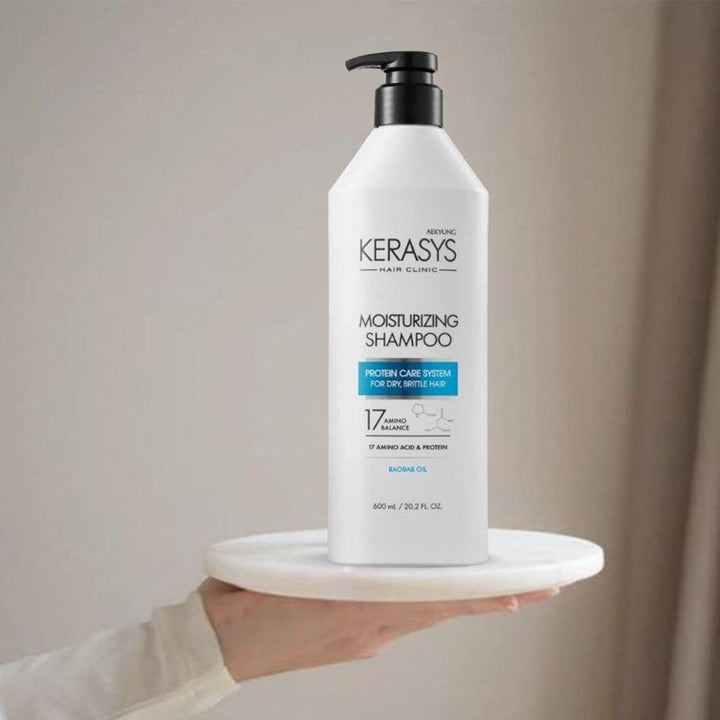 Kerasys Hair Clinic Moisturizing Shampoo / Kuru ve Kırılgan Saçlar İçin Yoğun Nemlendirici Şampuan 400ml - KERASYS - Vionine