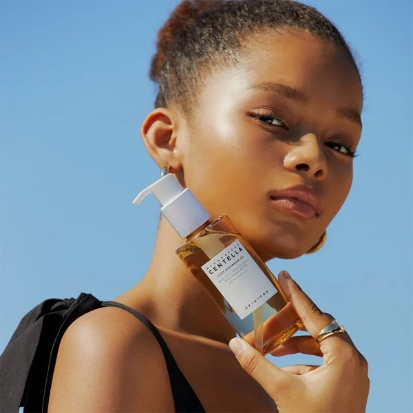 SKIN1004 Madagascar Centella Light Cleansing Oil 200ml - SKIN1004 - Vionine