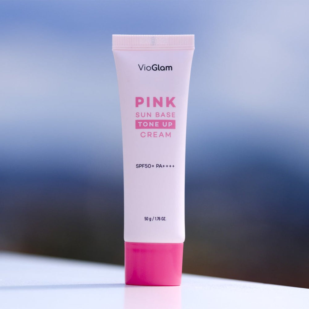 VioGlam Pink Sun Base Tone Up Cream SPF50 PA++++ ile cildinizi güneşin zararlı ışınlarından koruyup aydınlatır.