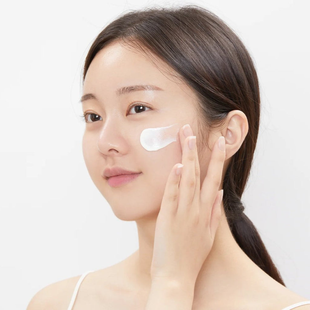VT CICA Essence Sun SPF50+ / PA++++ / Hassas Ciltler İçin Cica Güneş Kremi 100ml - VT COSMETICS - Vionine